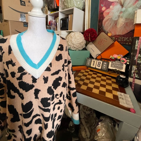 Trending - Picture 1 of 6